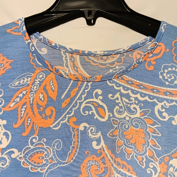 Adorable EUC Women's Tunic Blouse, Size Large, Elbow Double Ruffle Bell Sleeves - Picture 2 of 6